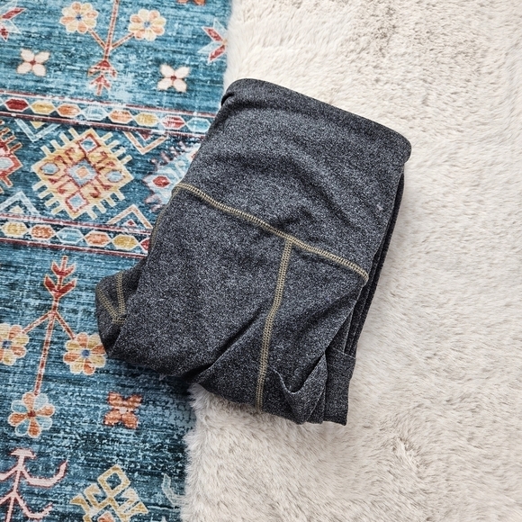 Athleta Gray Leggings 198877-03 XXS - Picture 6 of 6